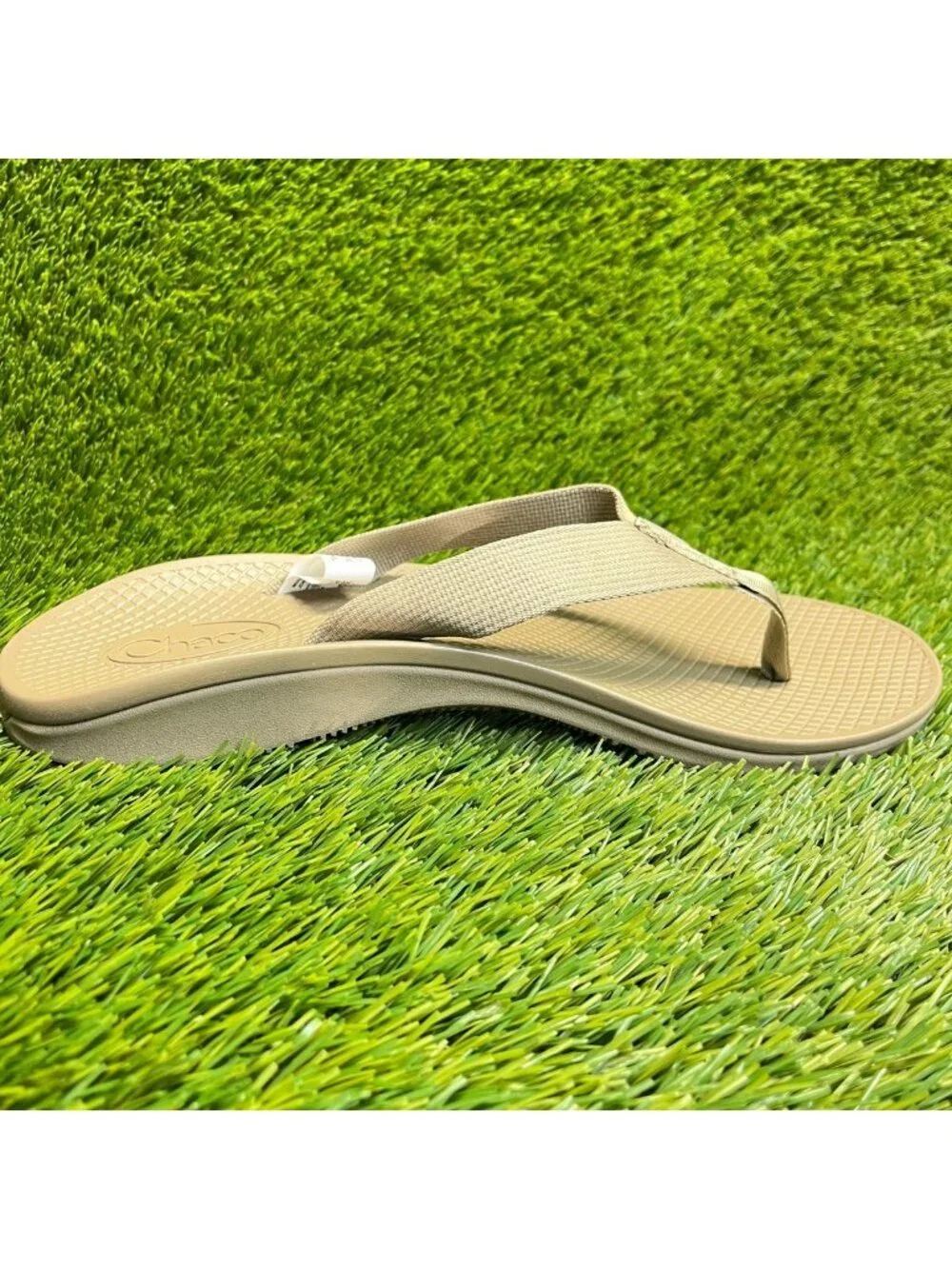 Chaco Classic Flip Flop Mens Size 10 Khaki Tan Beach Outdoor Thong Sandals